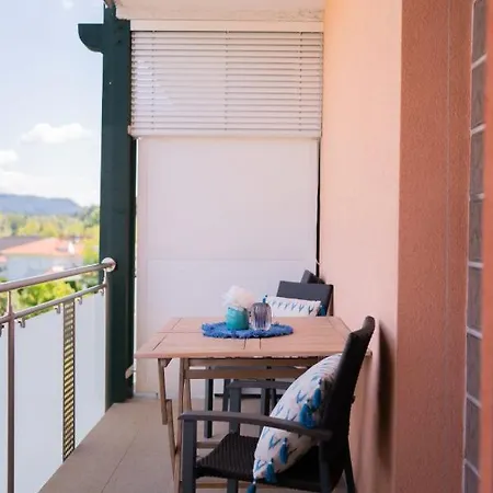 Apartment Residenz Seeblick Faakersee By Seebnb Appartement